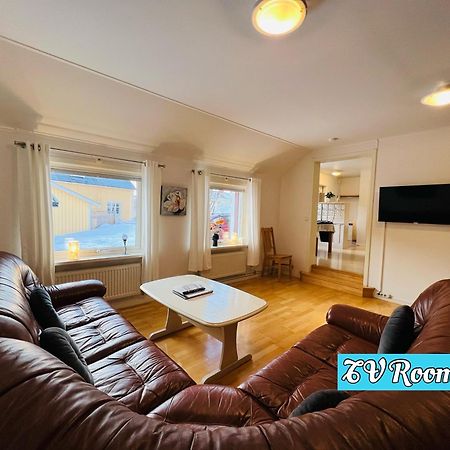 Kiruna Accommodation Gustaf Wikmansgatan 6B Villa For 9 Person Екстериор снимка